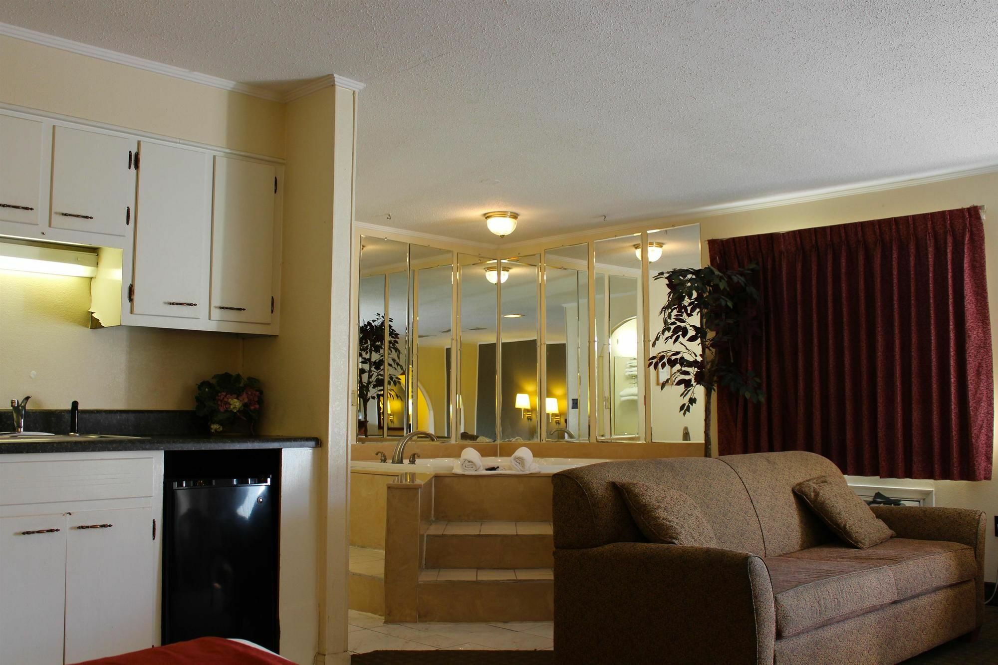 Lake View Inn & Suites Killen Exteriér fotografie